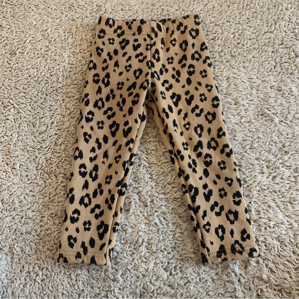 Cat & Jack Gray and Leopard Pattern Leggings - Picture 5 of 7